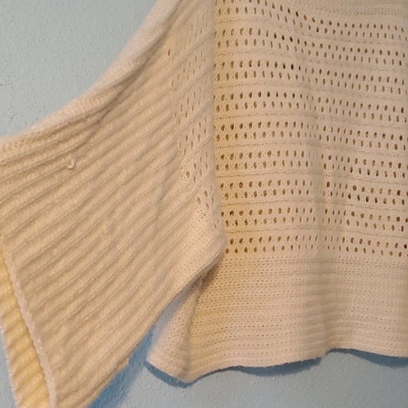 Slouchy cream sweater - Picture 2 of 4